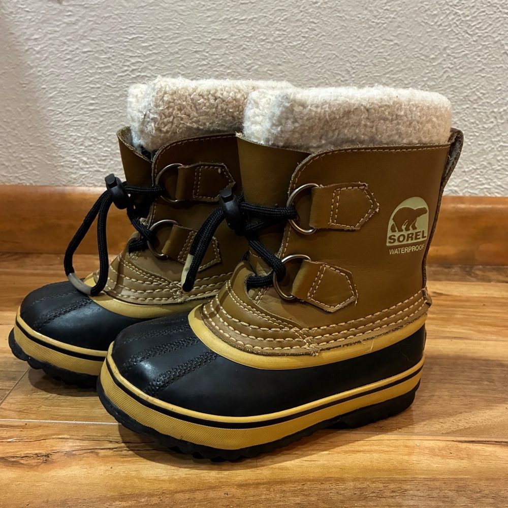 Sorel Yoot PAC TP Boot - little kids size 9